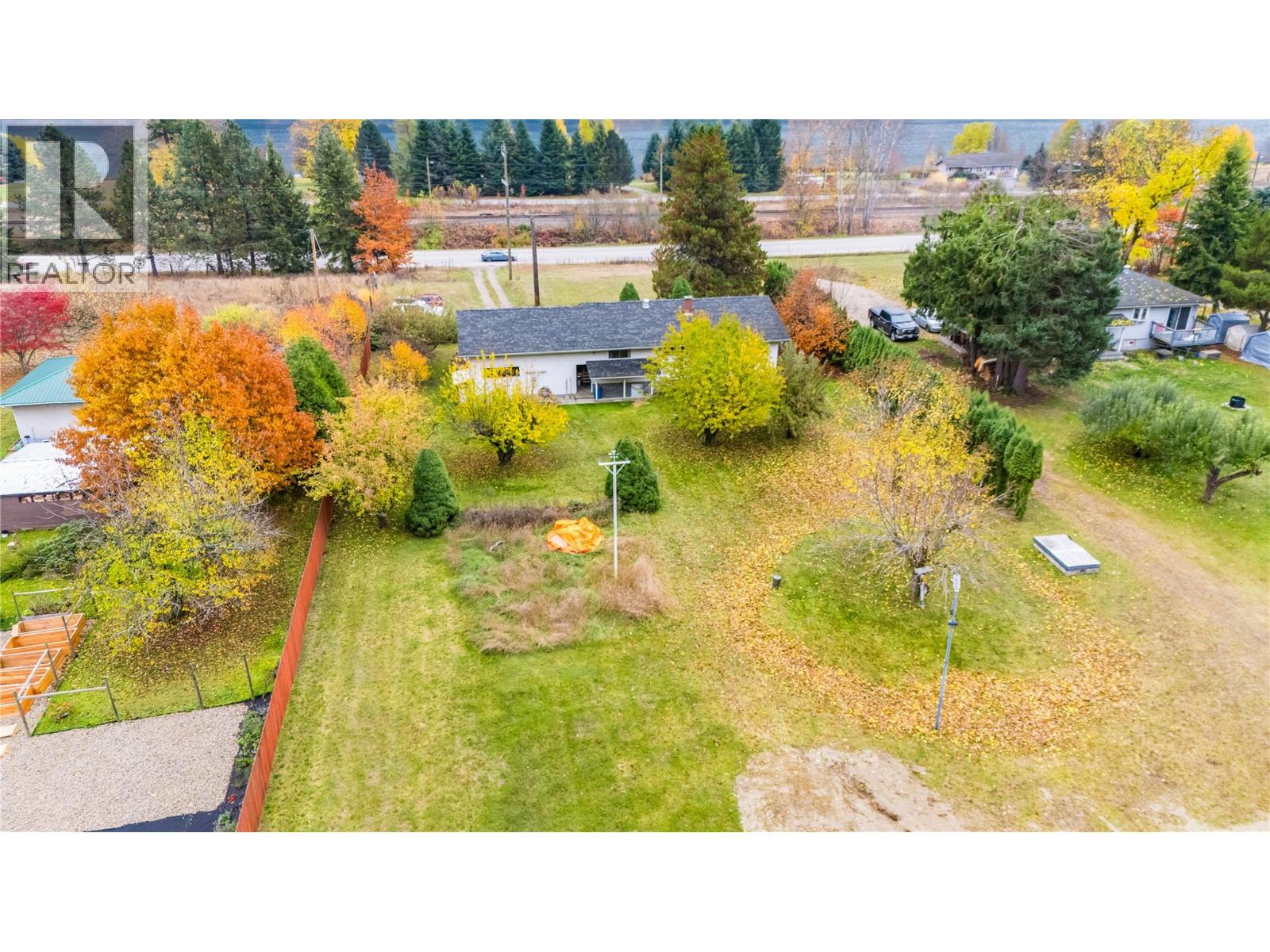 1535 Highway 3a Highway, Thrums, British Columbia  V1N 4M7 - Photo 73 - 10366890