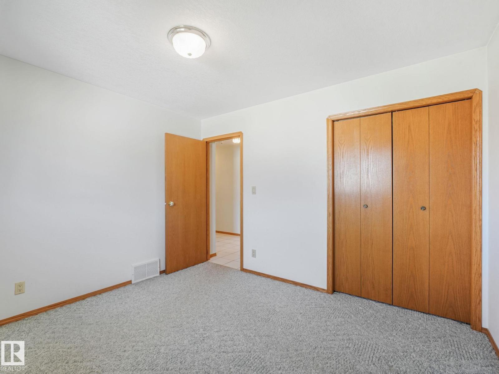 1016 James Cr Nw, Edmonton, Alberta  T6L 6P6 - Photo 21 - E4464688