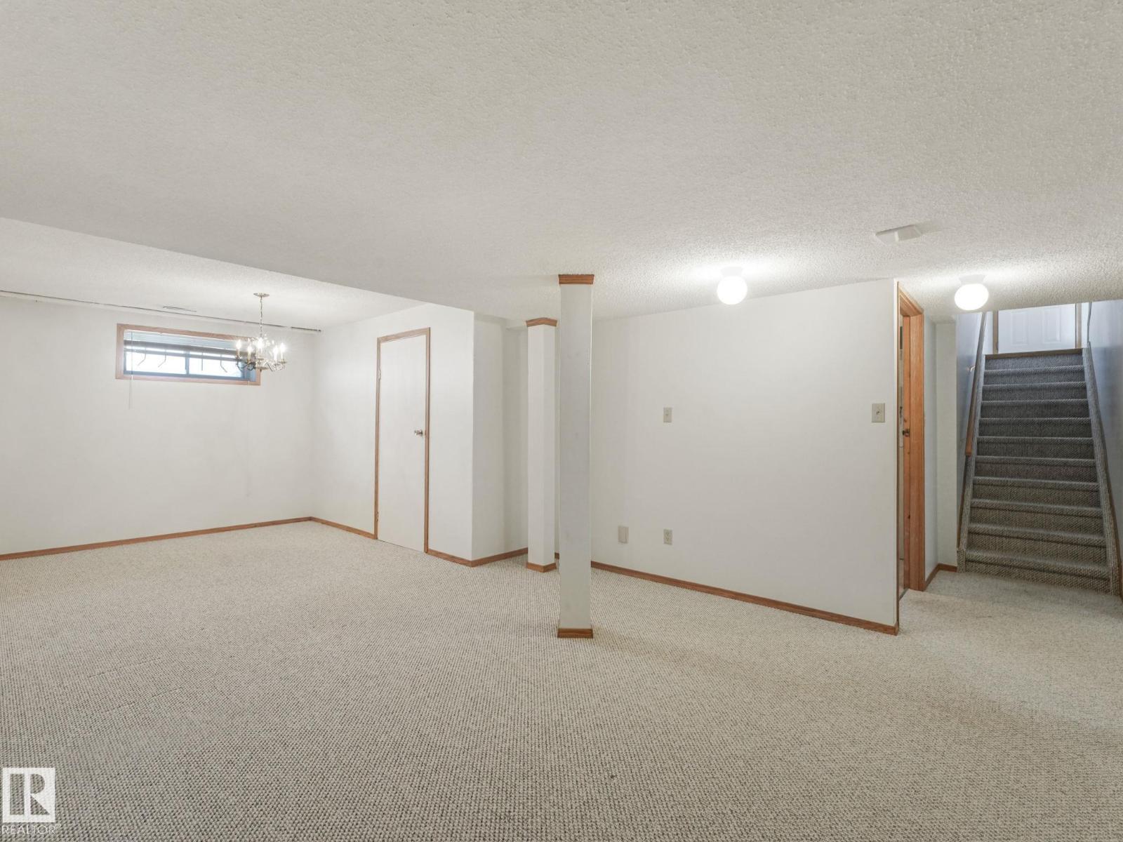 1016 James Cr Nw, Edmonton, Alberta  T6L 6P6 - Photo 28 - E4464688