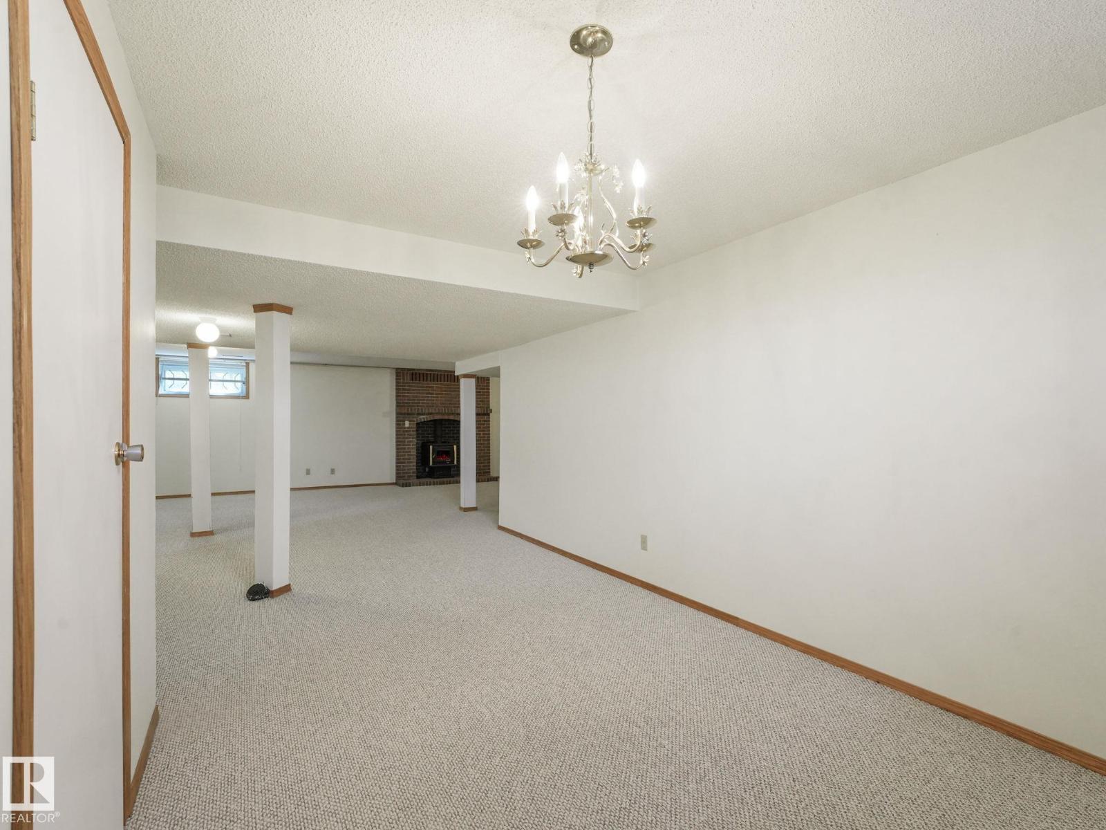 1016 James Cr Nw, Edmonton, Alberta  T6L 6P6 - Photo 29 - E4464688