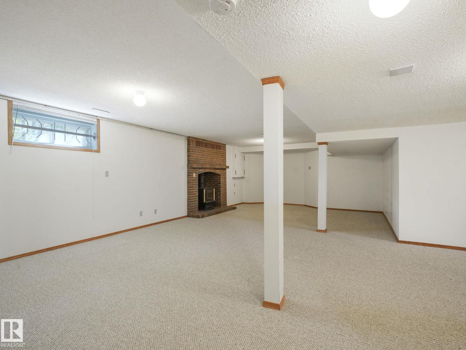 1016 James Cr Nw, Edmonton, Alberta  T6L 6P6 - Photo 30 - E4464688