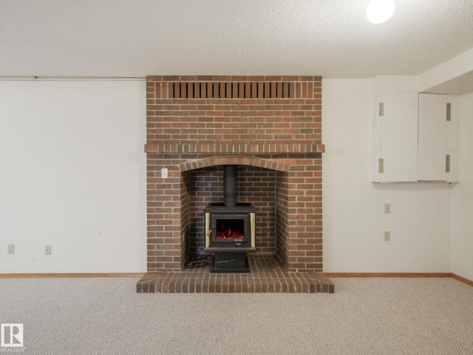 1016 James Cr Nw, Edmonton, Alberta  T6L 6P6 - Photo 31 - E4464688