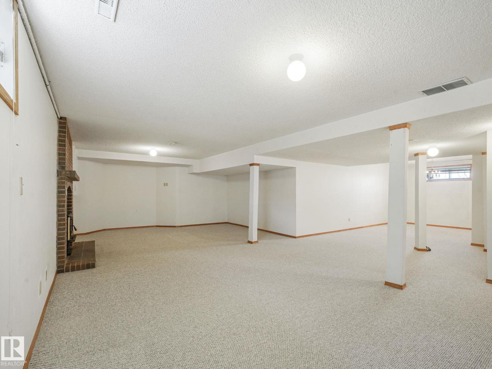 1016 James Cr Nw, Edmonton, Alberta  T6L 6P6 - Photo 33 - E4464688