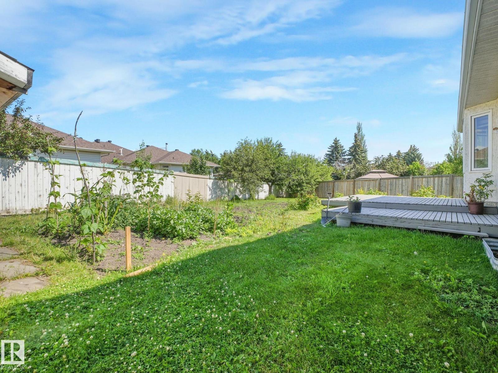 1016 James Cr Nw, Edmonton, Alberta  T6L 6P6 - Photo 42 - E4464688