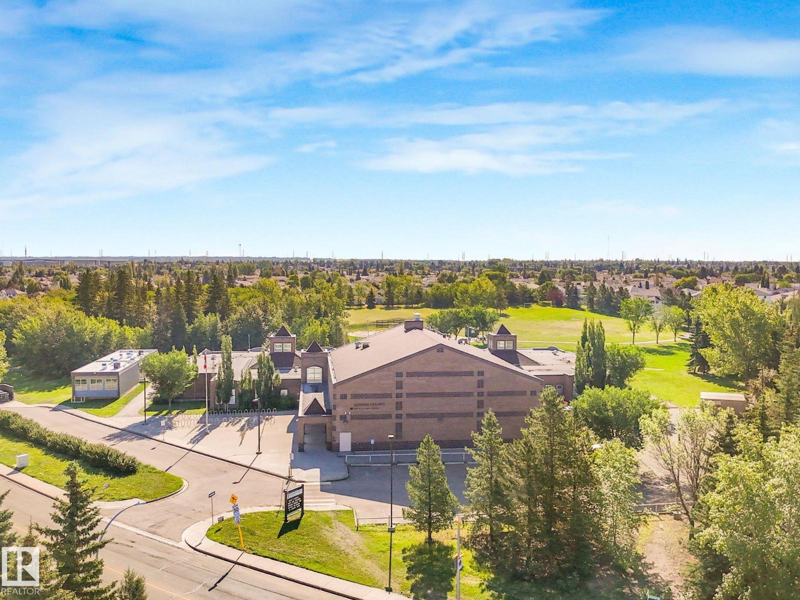 1016 James Cr Nw, Edmonton, Alberta  T6L 6P6 - Photo 55 - E4464688