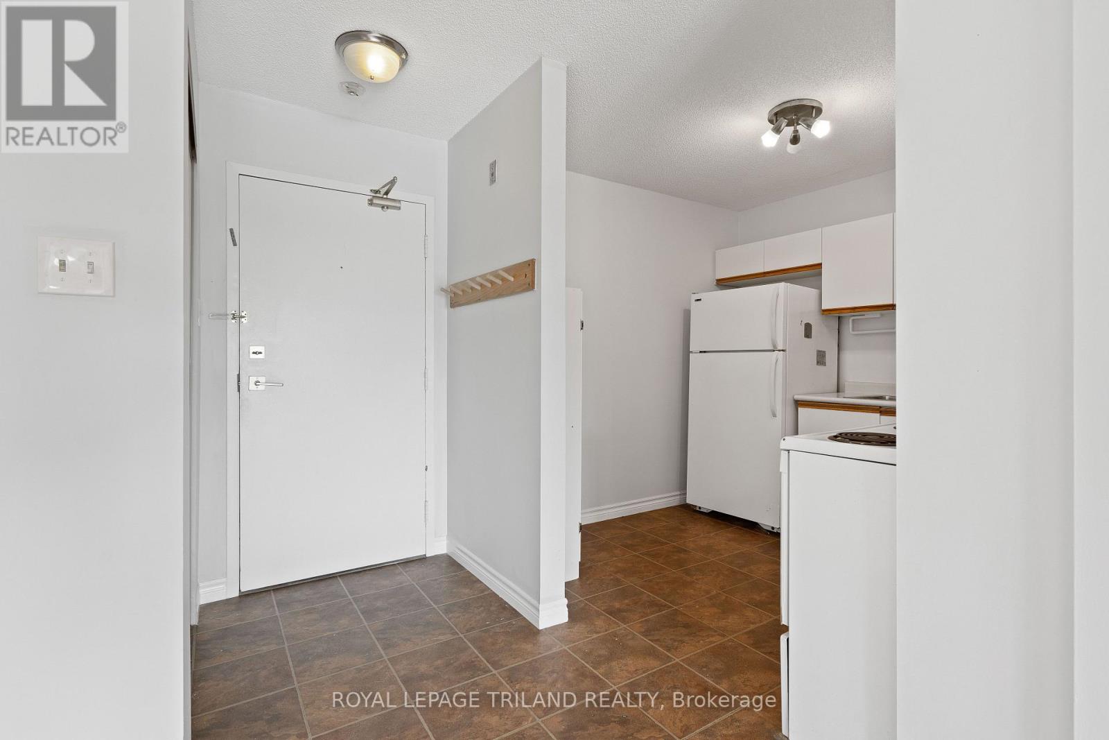 315 - 15 Jacksway Crescent, London North (North G), Ontario  N5X 3T8 - Photo 11 - X12509118