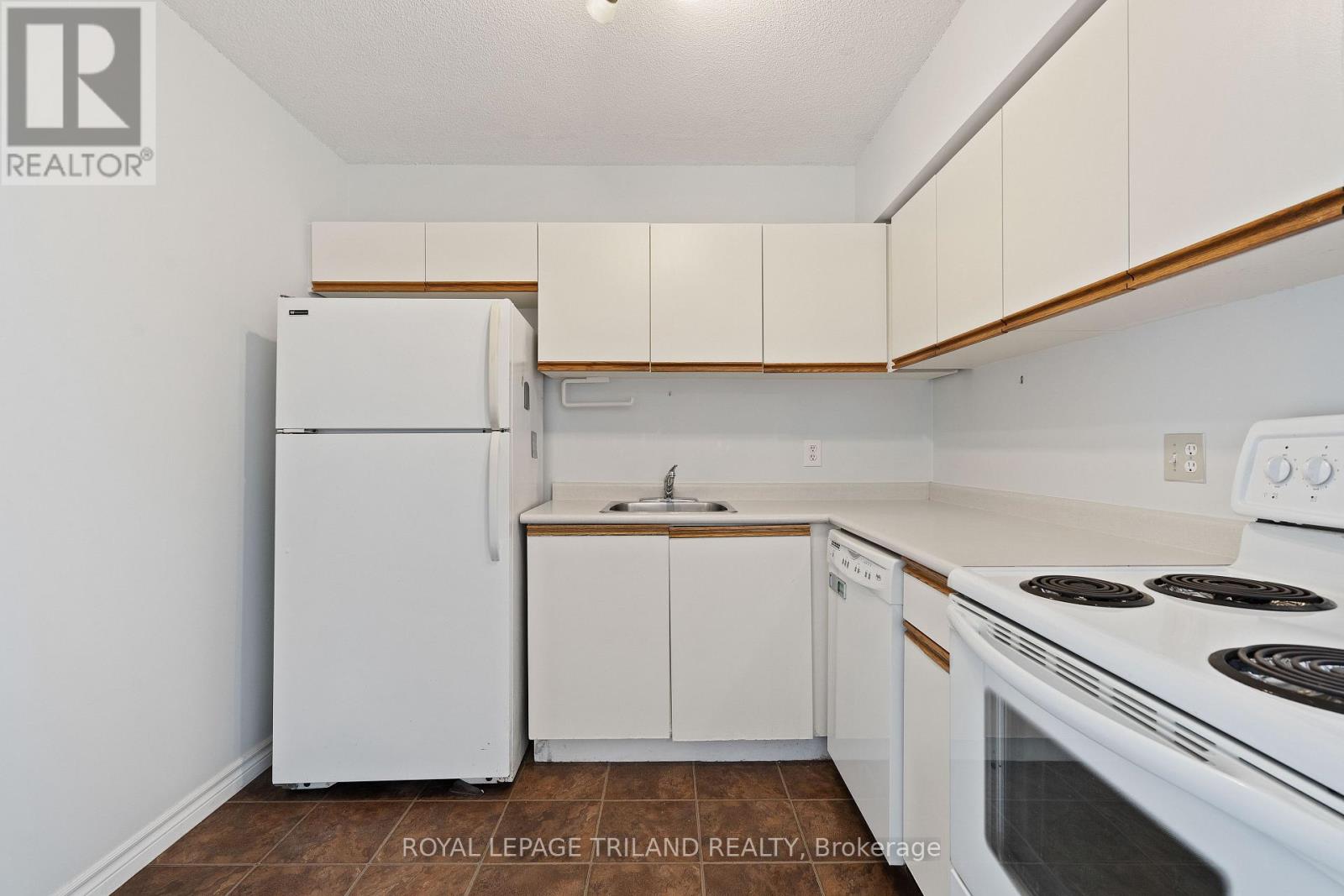 315 - 15 Jacksway Crescent, London North (North G), Ontario  N5X 3T8 - Photo 13 - X12509118