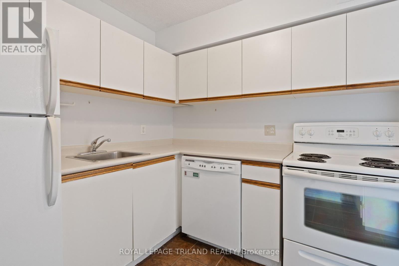 315 - 15 Jacksway Crescent, London North (North G), Ontario  N5X 3T8 - Photo 14 - X12509118