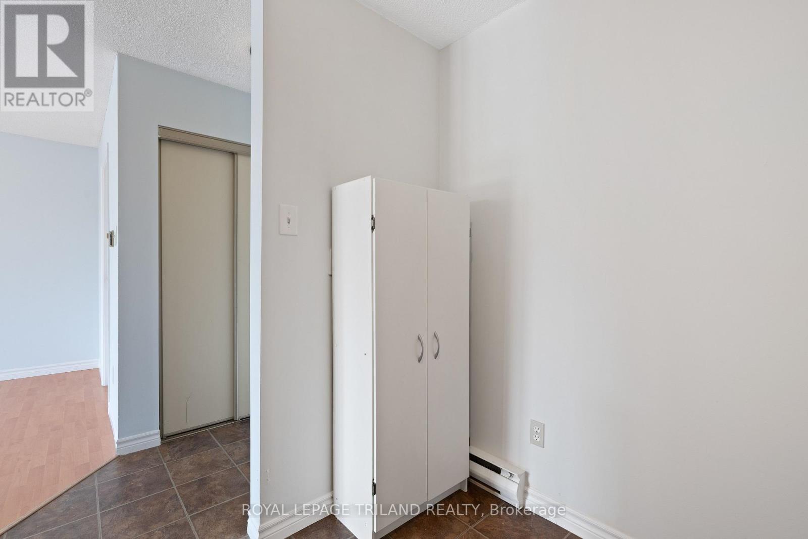 315 - 15 Jacksway Crescent, London North (North G), Ontario  N5X 3T8 - Photo 17 - X12509118