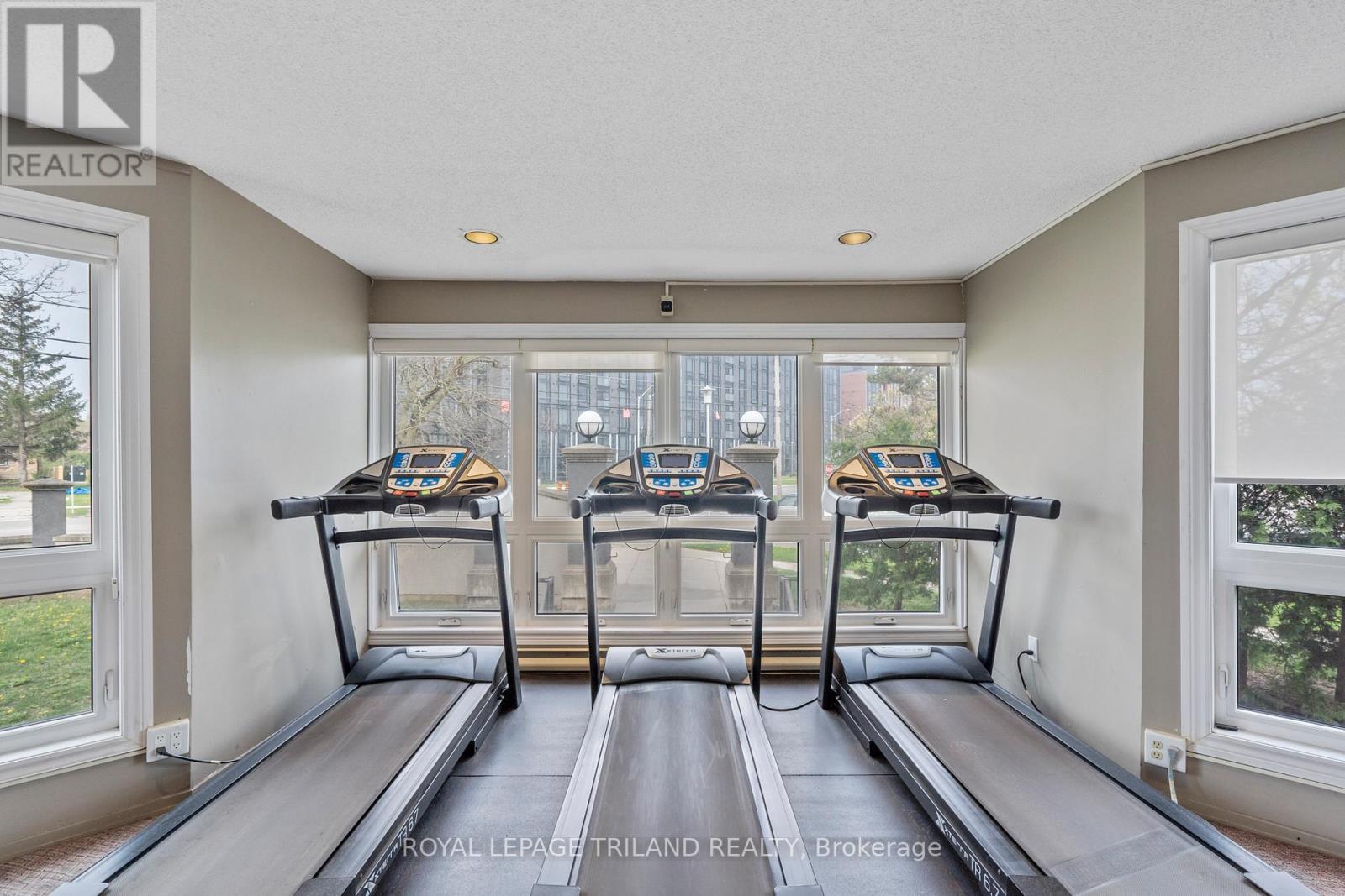 315 - 15 Jacksway Crescent, London North (North G), Ontario  N5X 3T8 - Photo 36 - X12509118