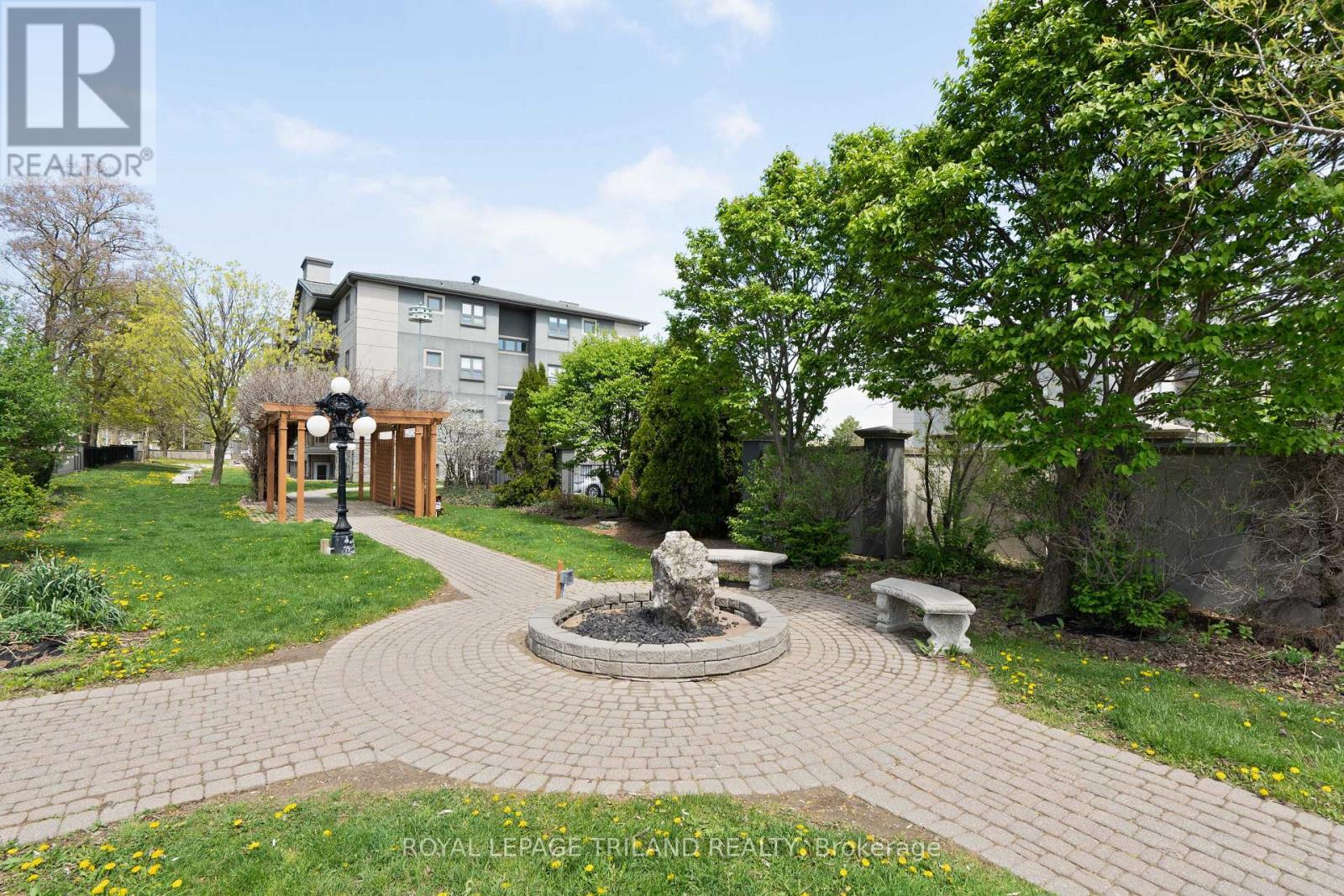 315 - 15 Jacksway Crescent, London North (North G), Ontario  N5X 3T8 - Photo 39 - X12509118