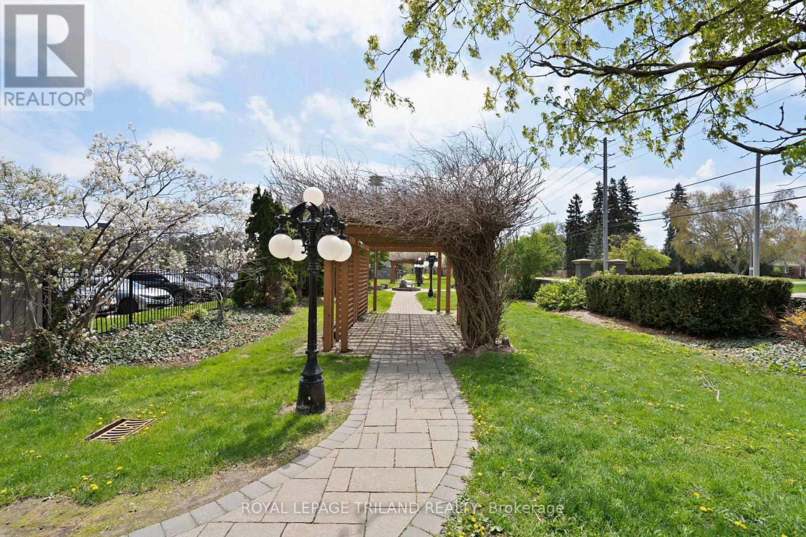 315 - 15 Jacksway Crescent, London North (North G), Ontario  N5X 3T8 - Photo 40 - X12509118