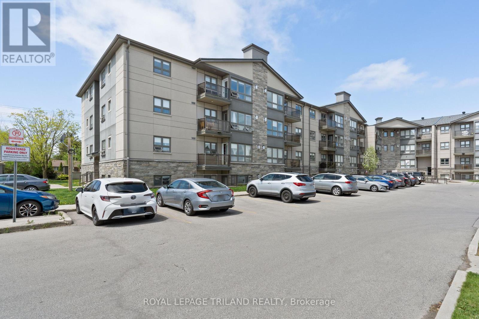 315 - 15 Jacksway Crescent, London North (North G), Ontario  N5X 3T8 - Photo 5 - X12509118