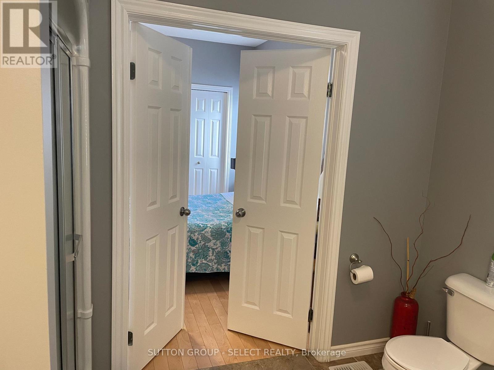 3220 Meadowgate Boulevard, London South, Ontario  N6M 0B7 - Photo 14 - X12509348