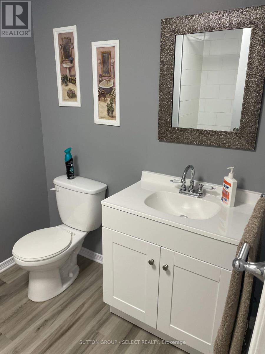 3220 Meadowgate Boulevard, London South, Ontario  N6M 0B7 - Photo 22 - X12509348