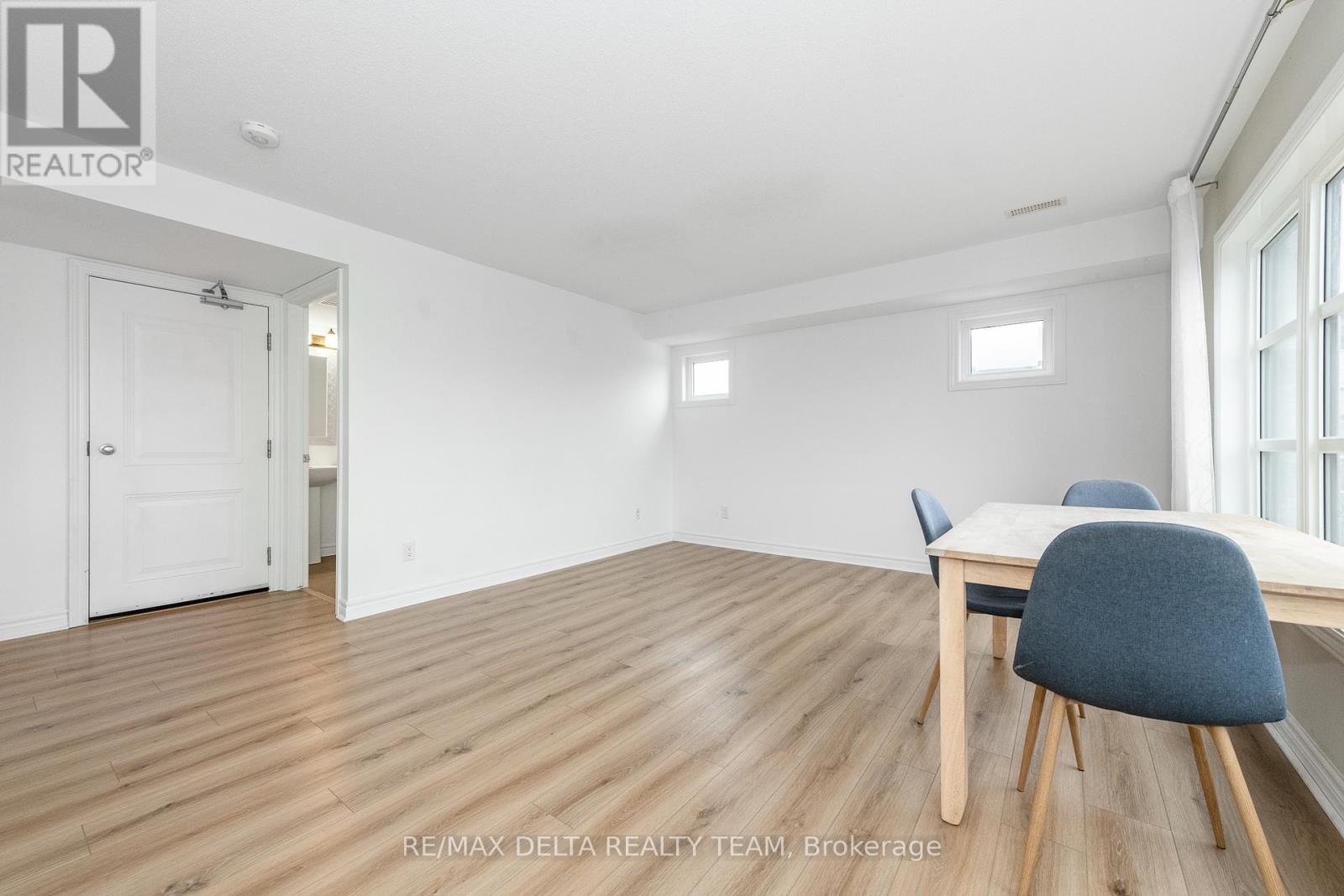 B - 300 Des Tilleuls Private, Ottawa, Ontario  K4A 1B7 - Photo 11 - X12509298