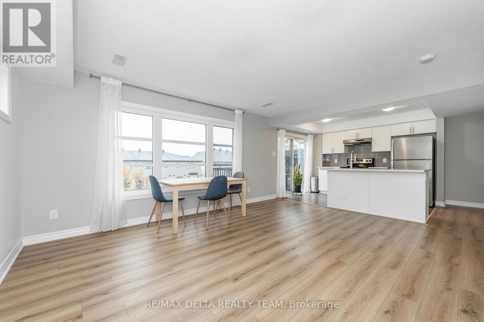 B - 300 Des Tilleuls Private, Ottawa, Ontario  K4A 1B7 - Photo 14 - X12509298