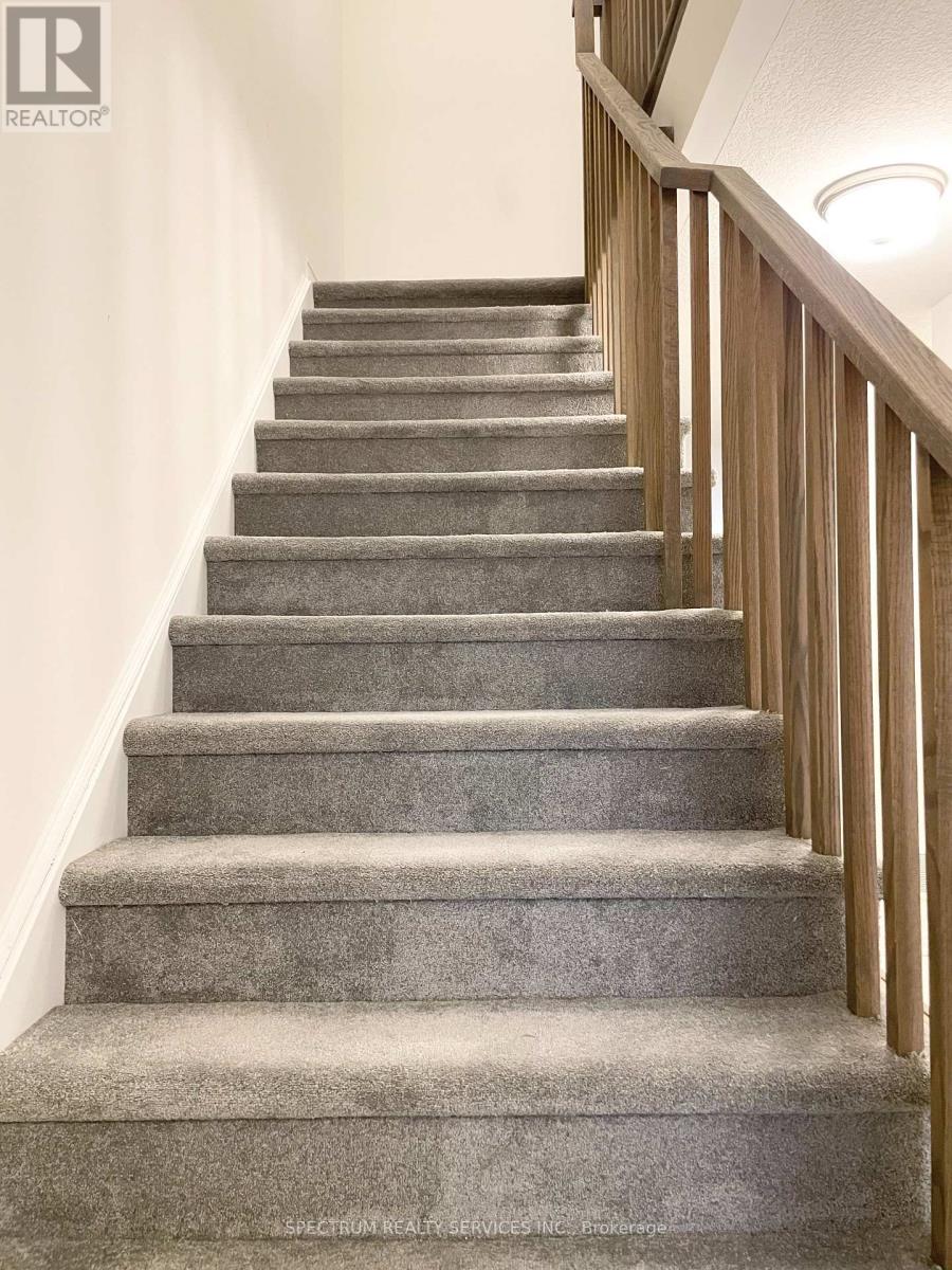 5 Poole Street, Brantford, Ontario  N3V 0B2 - Photo 11 - X12502672