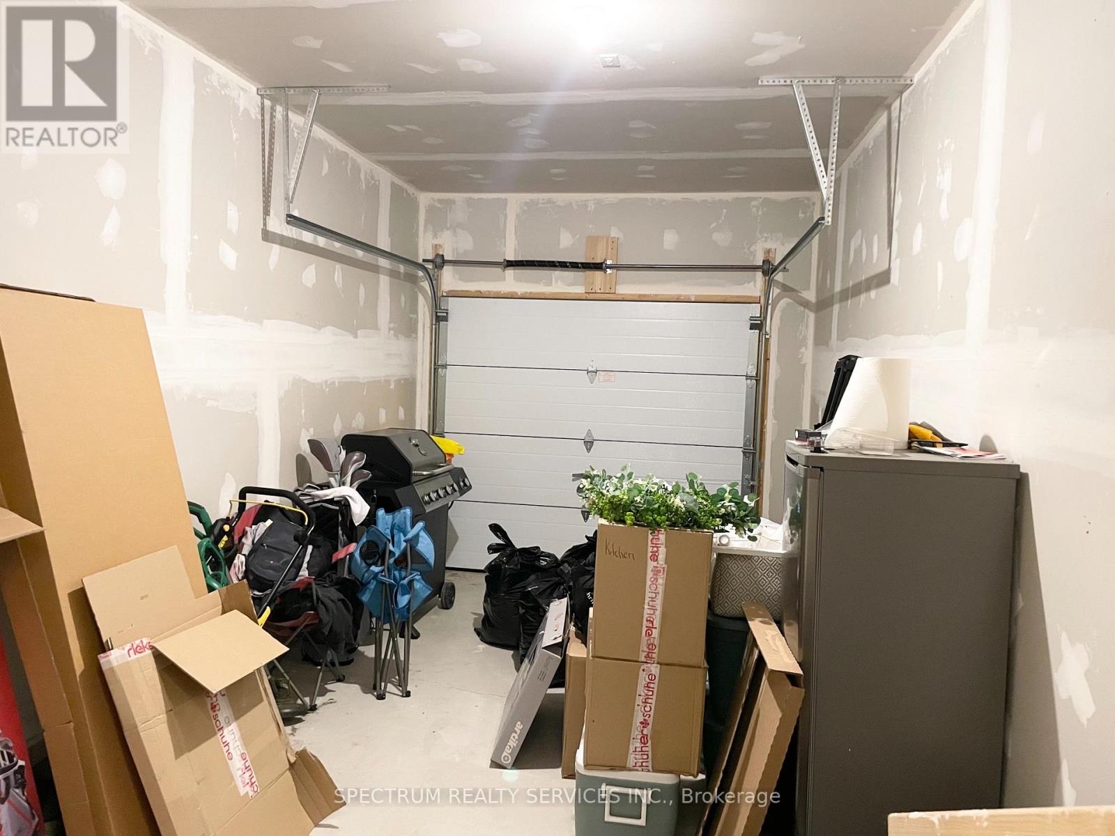 5 Poole Street, Brantford, Ontario  N3V 0B2 - Photo 17 - X12502672