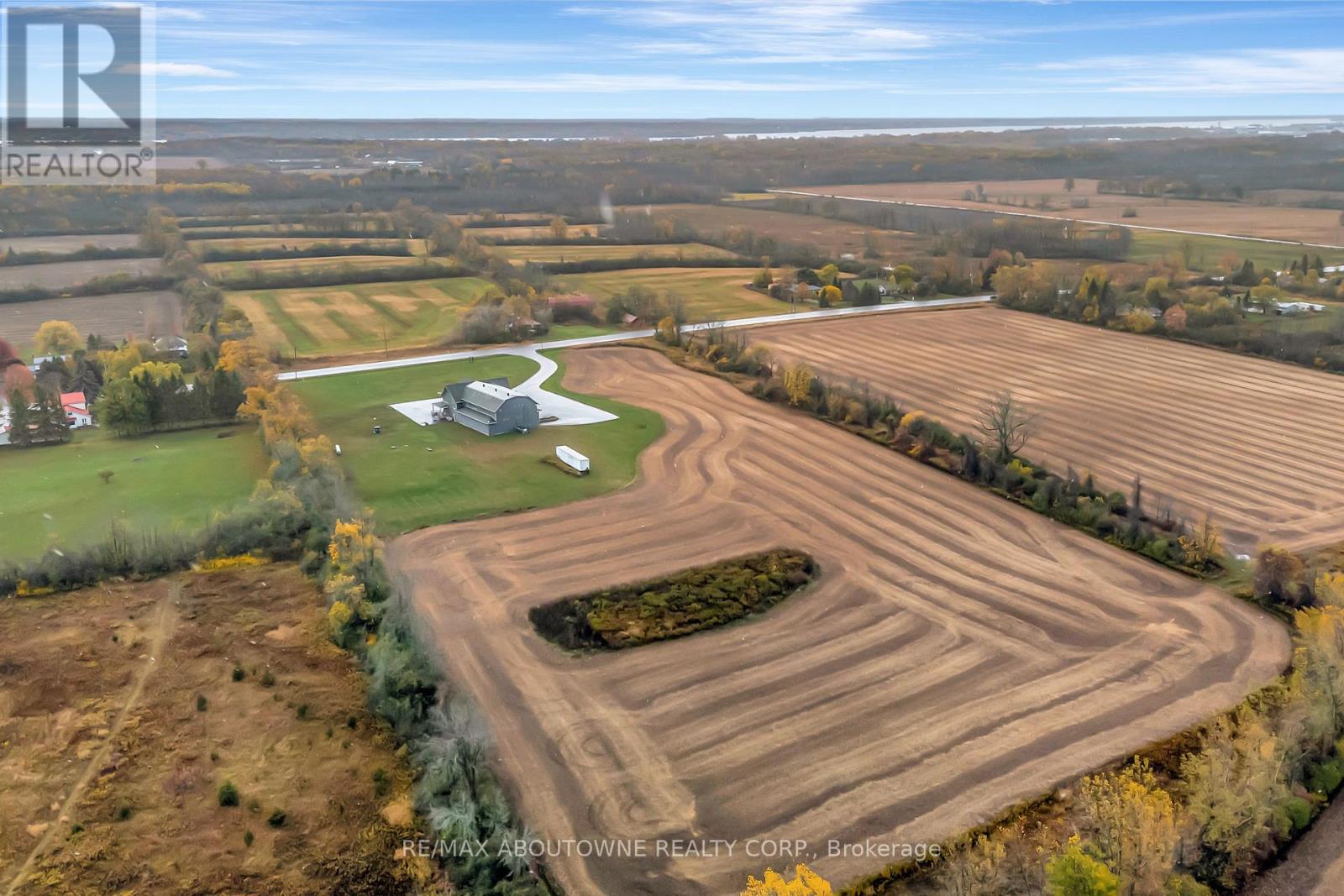 842 Hamilton Road, Quinte West, Ontario  K8N 4Z5 - Photo 2 - X12509008