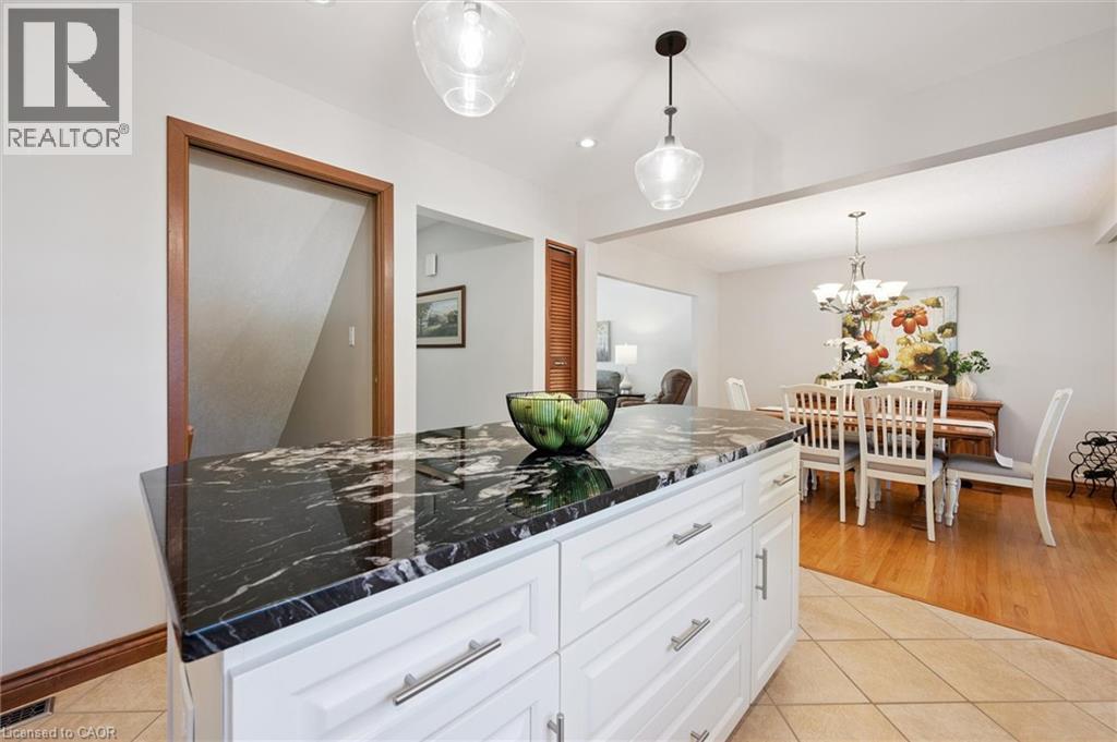 153 Forestwood Drive, Kitchener, Ontario  N2N 1B7 - Photo 5 - 40779751