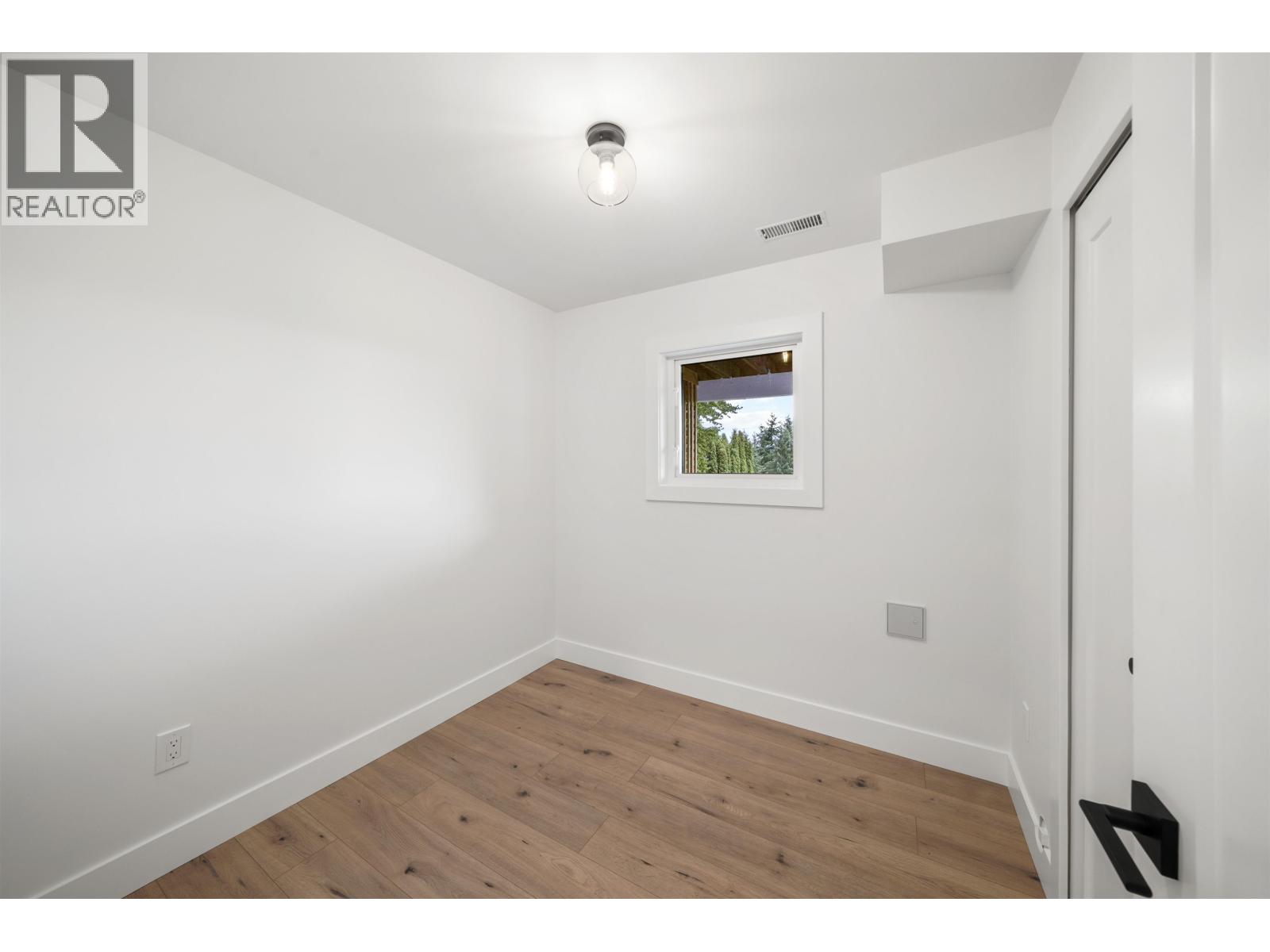 1 Cedarwood Court, Port Moody, British Columbia  V3H 4W2 - Photo 36 - R3064052