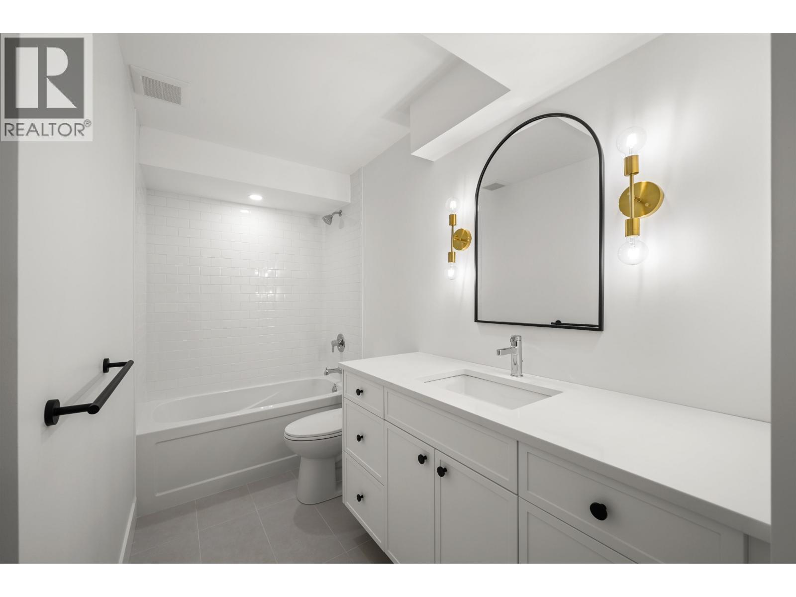 1 Cedarwood Court, Port Moody, British Columbia  V3H 4W2 - Photo 30 - R3064052