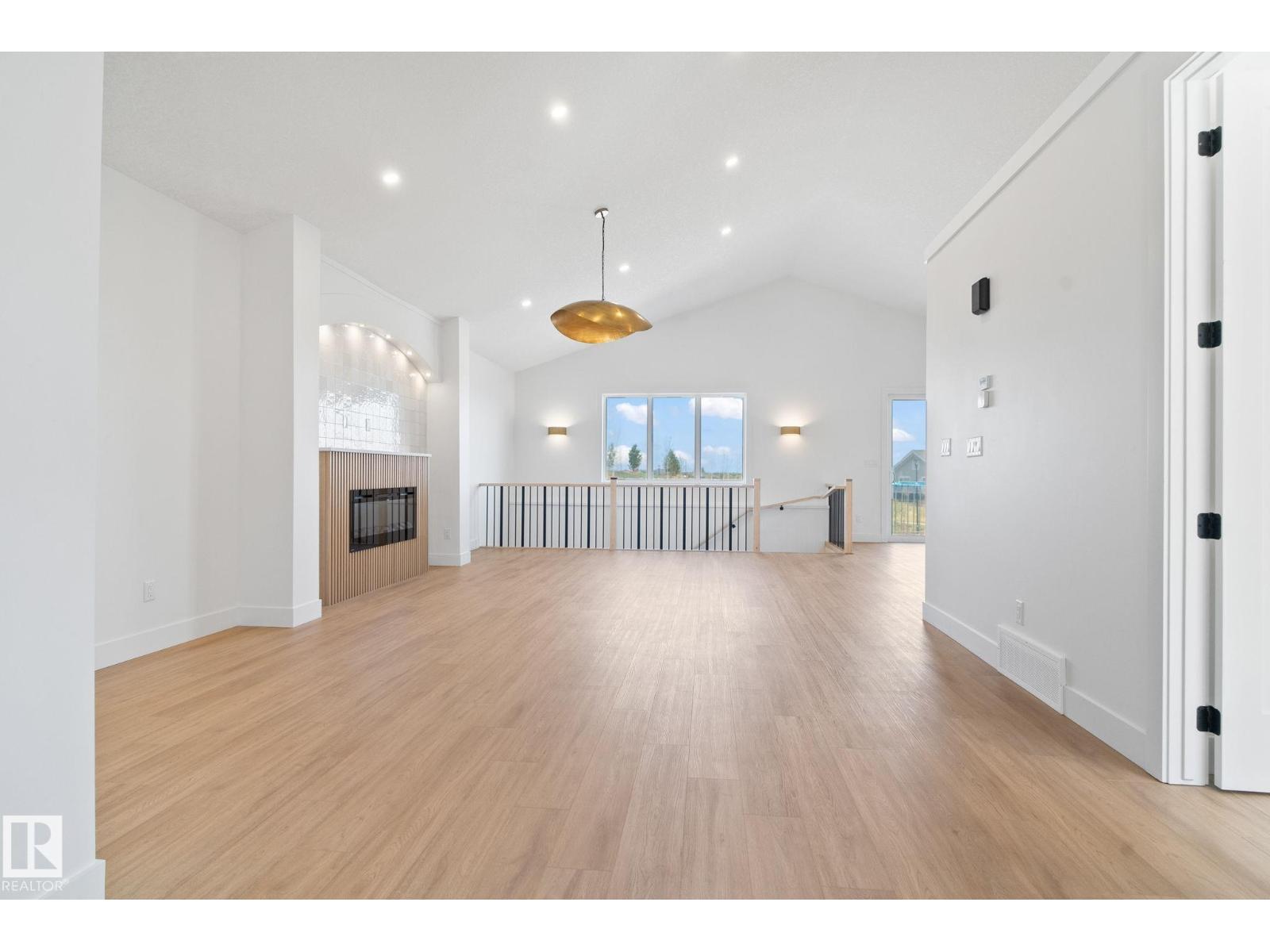 20908 128 Av Nw, Edmonton, Alberta  T5S 0R6 - Photo 8 - E4464692