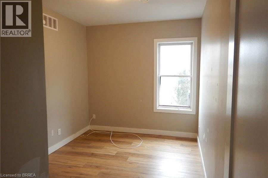 298 Colborne Street Unit# 1, Brantford, Ontario  N3S 3M9 - Photo 14 - 40785590