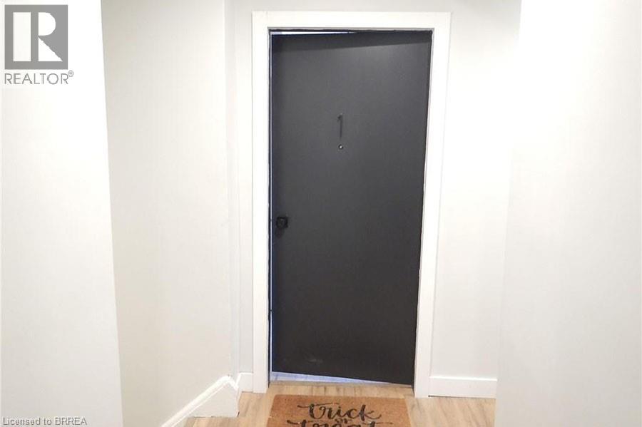 298 Colborne Street Unit# 1, Brantford, Ontario  N3S 3M9 - Photo 5 - 40785590
