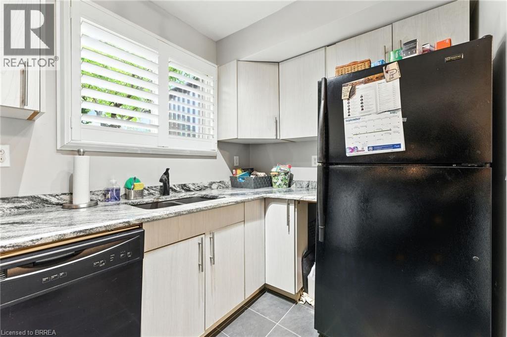 21 D'aubigny Road, Brantford, Ontario  N3T 6J2 - Photo 8 - 40785554