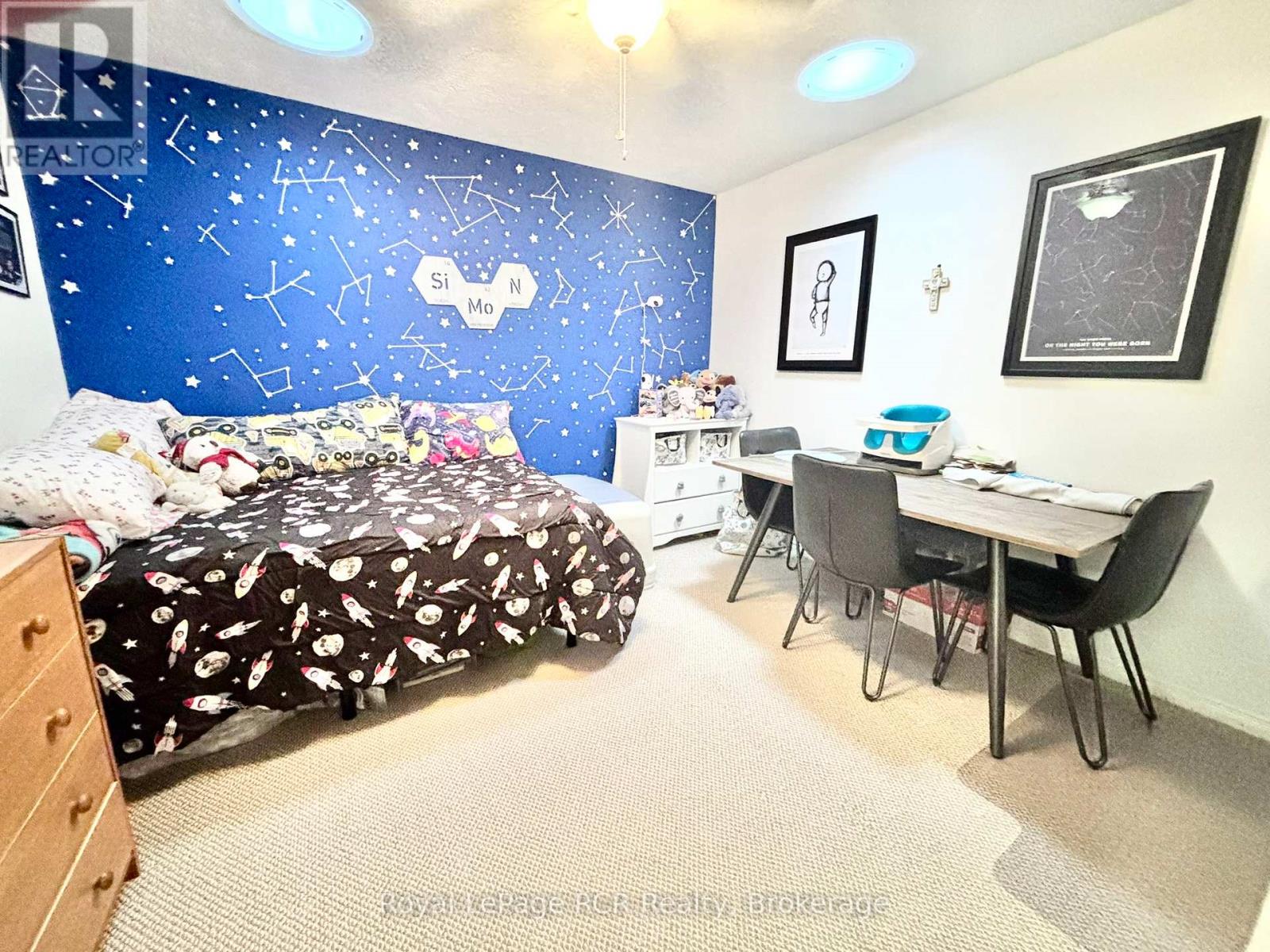 872 9th A East Avenue, Owen Sound, Ontario N4K 6Y6 - Photo 14 - X12332269