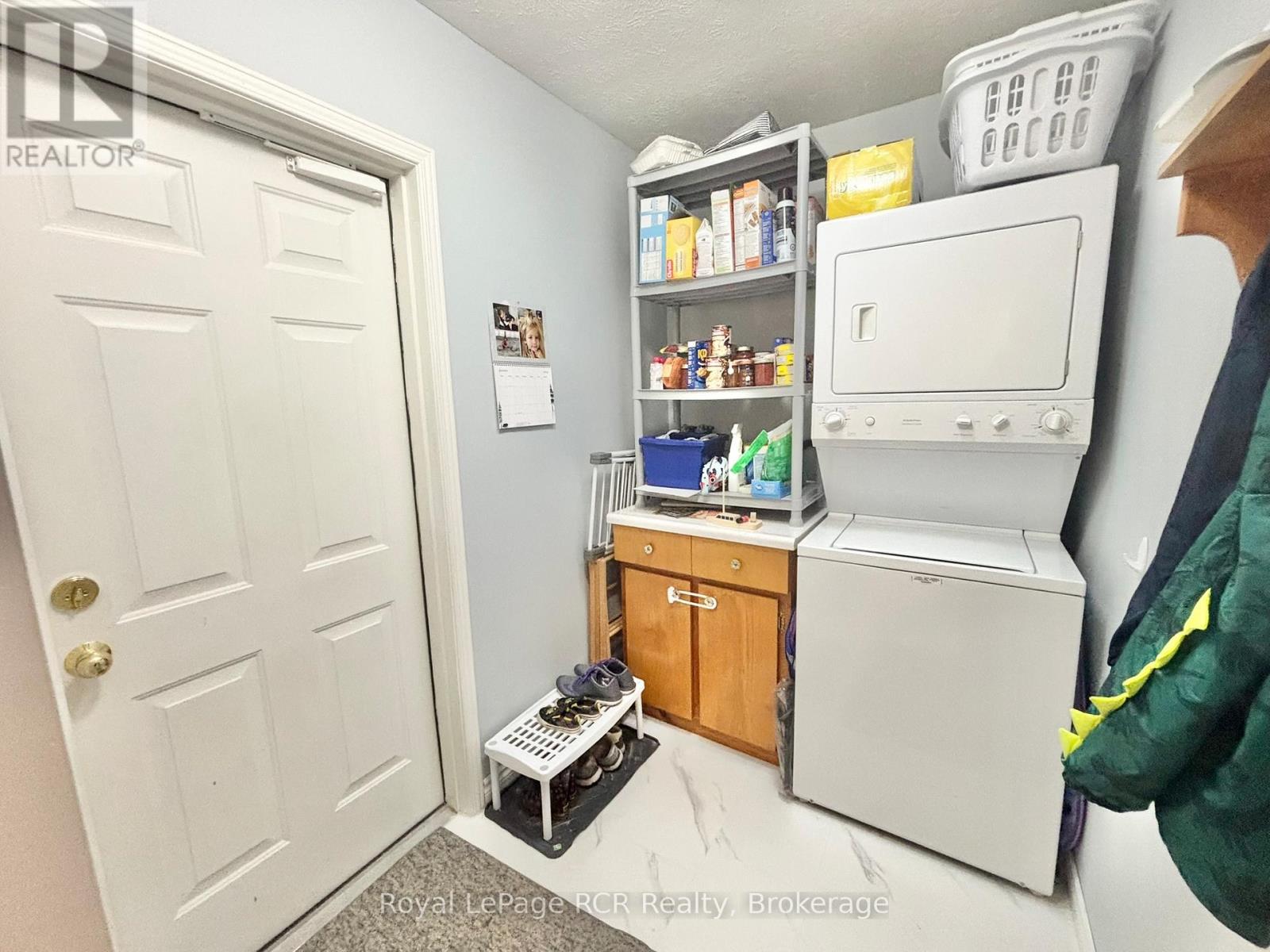 872 9th A East Avenue, Owen Sound, Ontario N4K 6Y6 - Photo 16 - X12332269