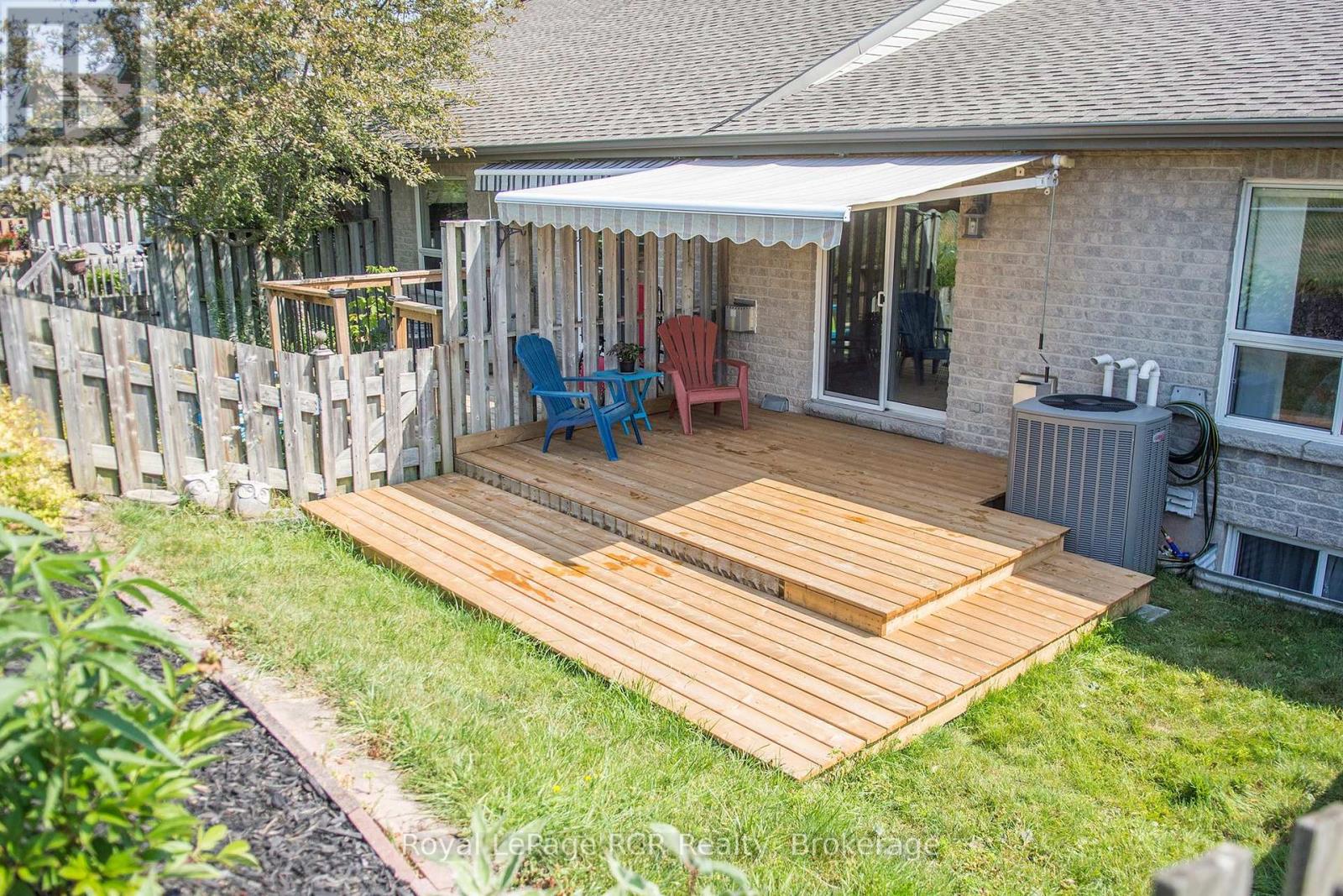 872 9th A East Avenue, Owen Sound, Ontario N4K 6Y6 - Photo 22 - X12332269