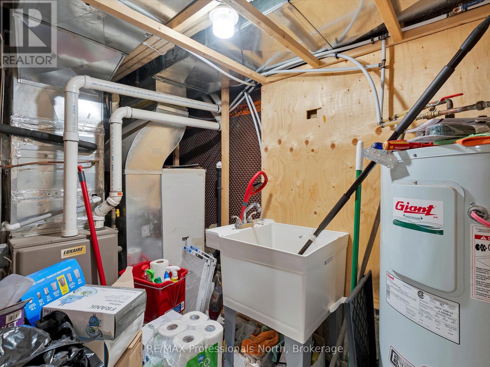 153 Manitoba Street, Bracebridge, Ontario P1L 1S3 - Photo 38 - X12384028