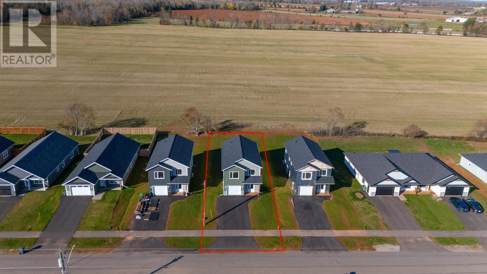 71 Samantha Lane, Cornwall, Prince Edward Island  C0A 1H0 - Photo 3 - 202527283