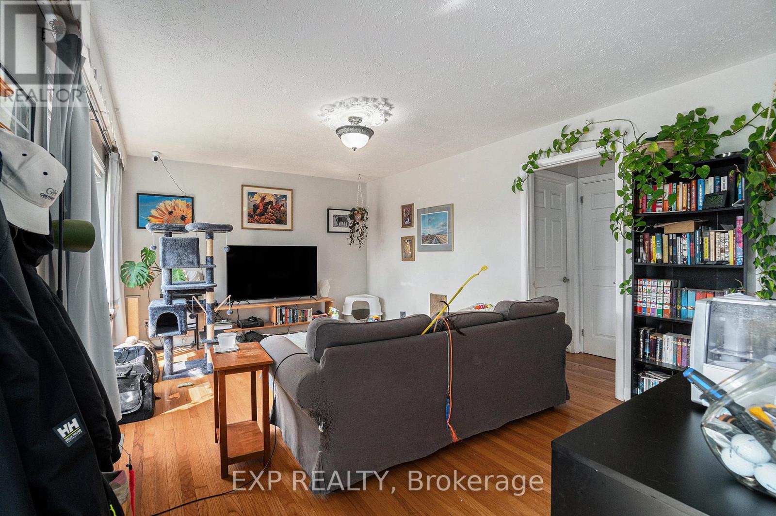 113 Ridgefield Crescent, Ottawa, Ontario  K2H 6T4 - Photo 5 - X12332293