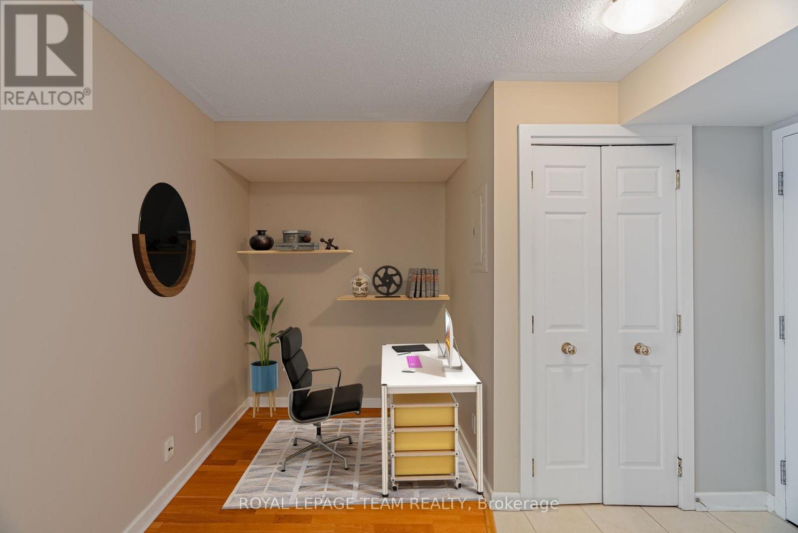 804 - 138 Somerset Street W, Ottawa, Ontario  K2P 0A3 - Photo 7 - X12444183