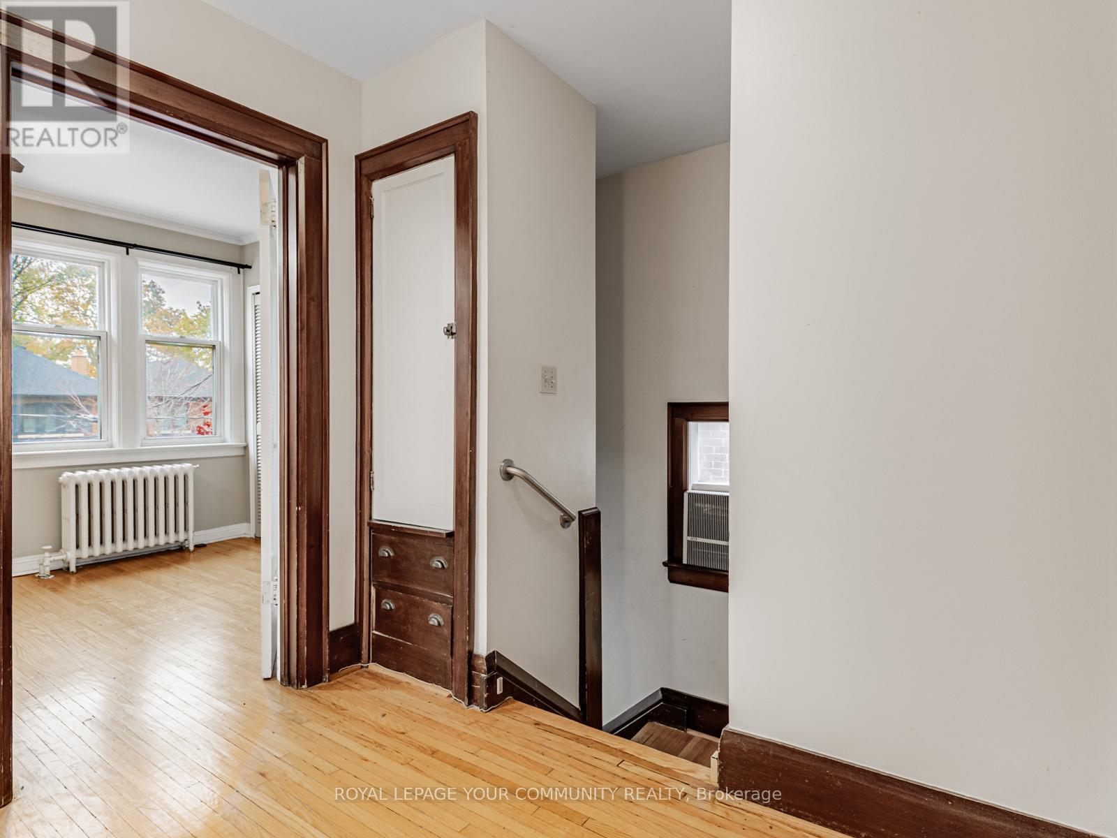 316 Jedburgh Road, Toronto, Ontario  M5M 3K8 - Photo 15 - C12509246