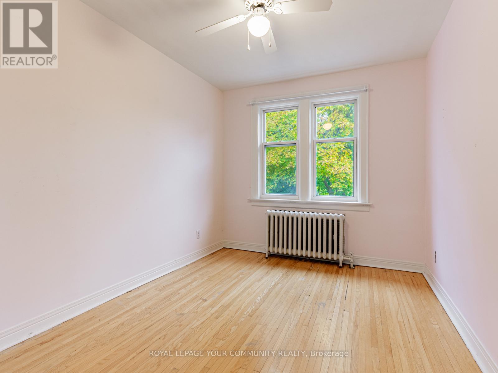 316 Jedburgh Road, Toronto, Ontario  M5M 3K8 - Photo 18 - C12509246