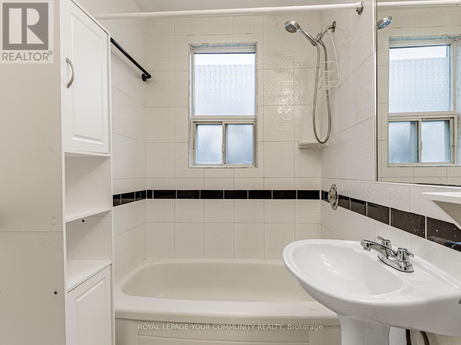 316 Jedburgh Road, Toronto, Ontario  M5M 3K8 - Photo 20 - C12509246