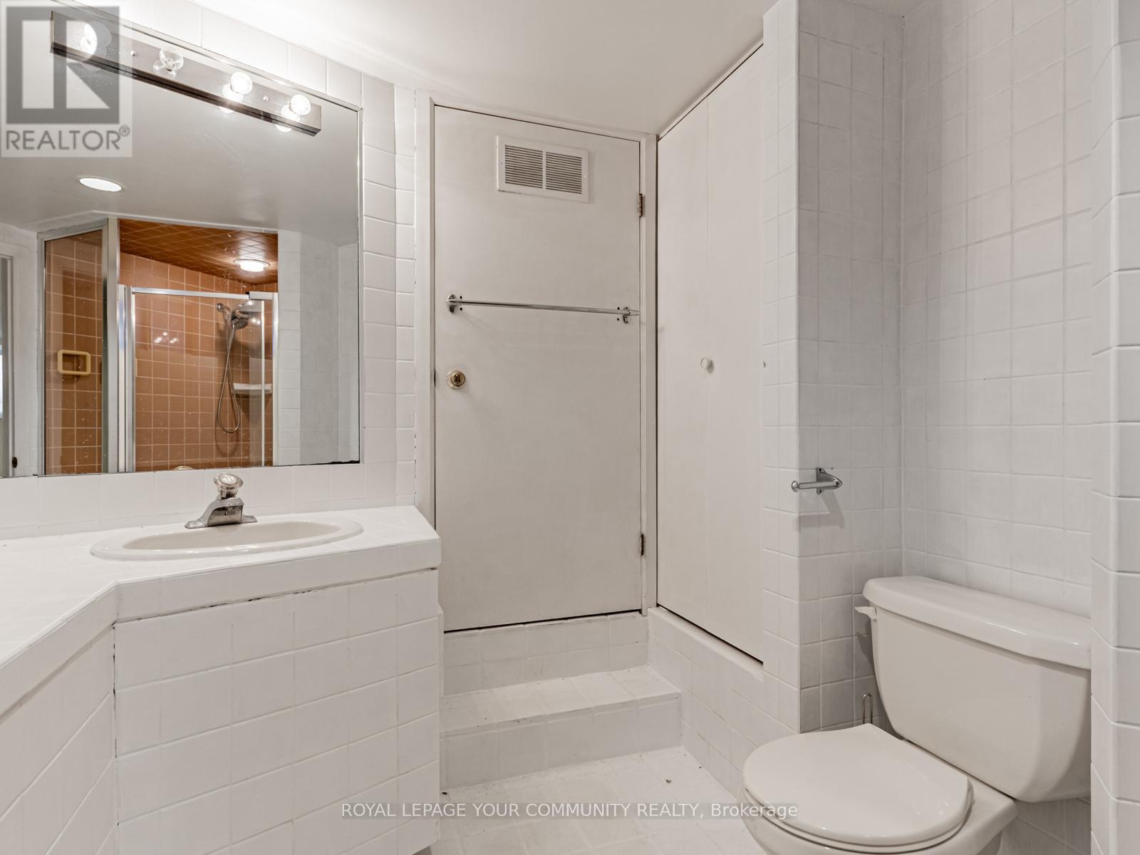 316 Jedburgh Road, Toronto, Ontario  M5M 3K8 - Photo 30 - C12509246