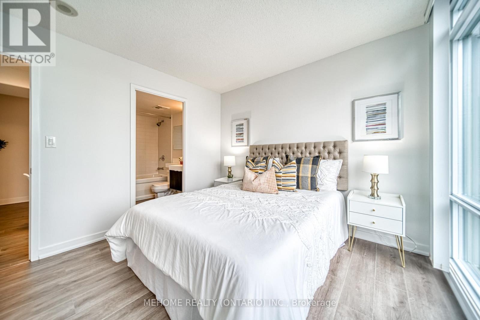 1902 - 25 Telegram Mews, Toronto, Ontario  M5V 3Z1 - Photo 26 - C12509274