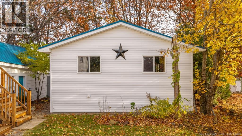 36 Queensway Way, St. Stephen, New Brunswick  E3L 1N4 - Photo 3 - NB129591