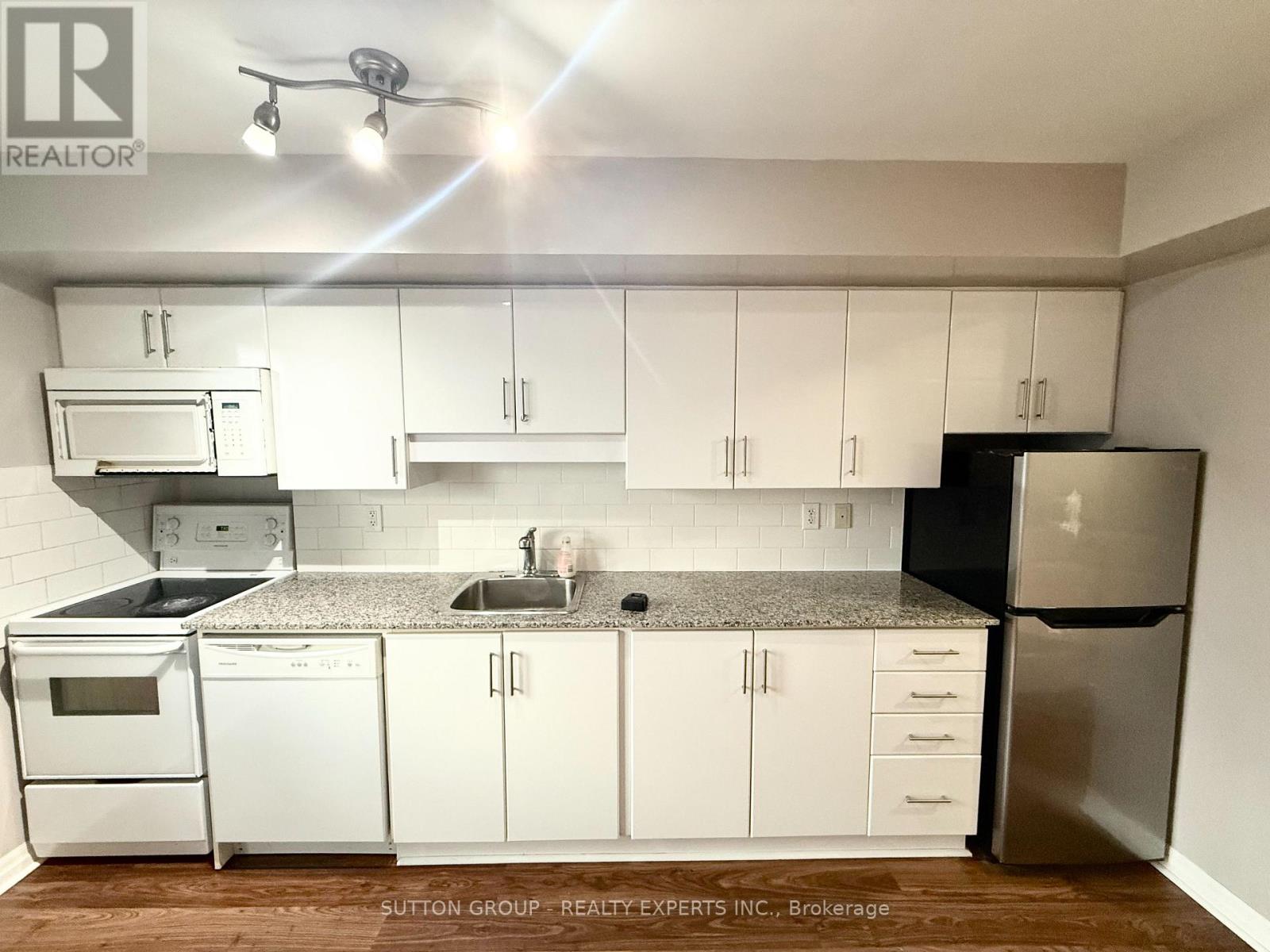 504 - 30 Herons Hill Way N, Toronto, Ontario M2J 0A7 - Photo 4 - C12486422