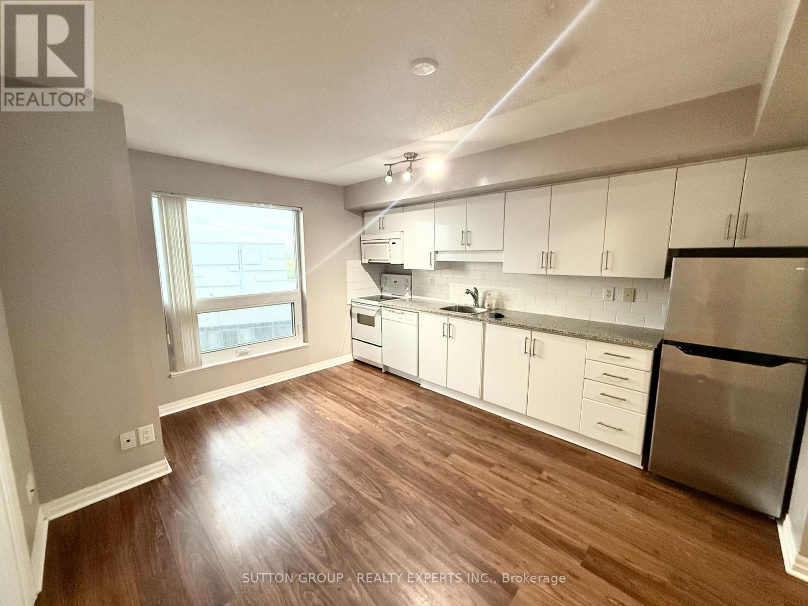 504 - 30 Herons Hill Way N, Toronto, Ontario M2J 0A7 - Photo 3 - C12486422