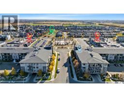 221 235 Evergreen SQUARE Evergreen