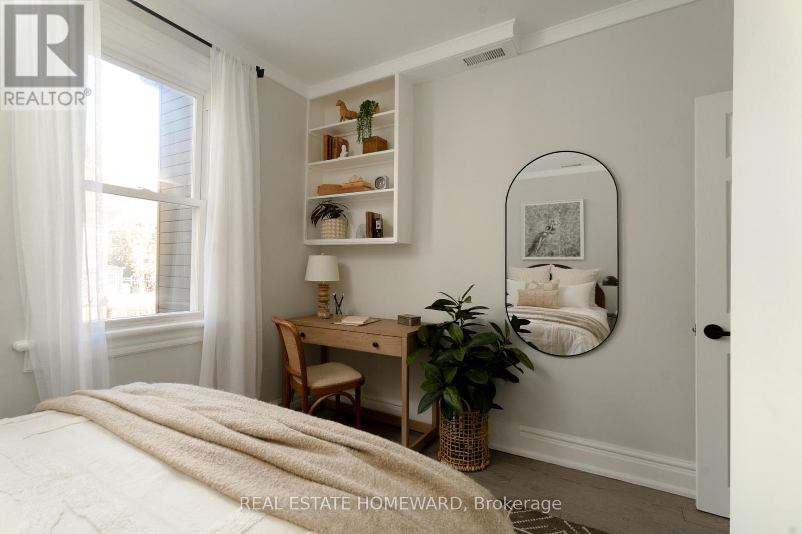 122 Simpson Avenue, Toronto, Ontario M4K 1A3 - Photo 16 - E12509158