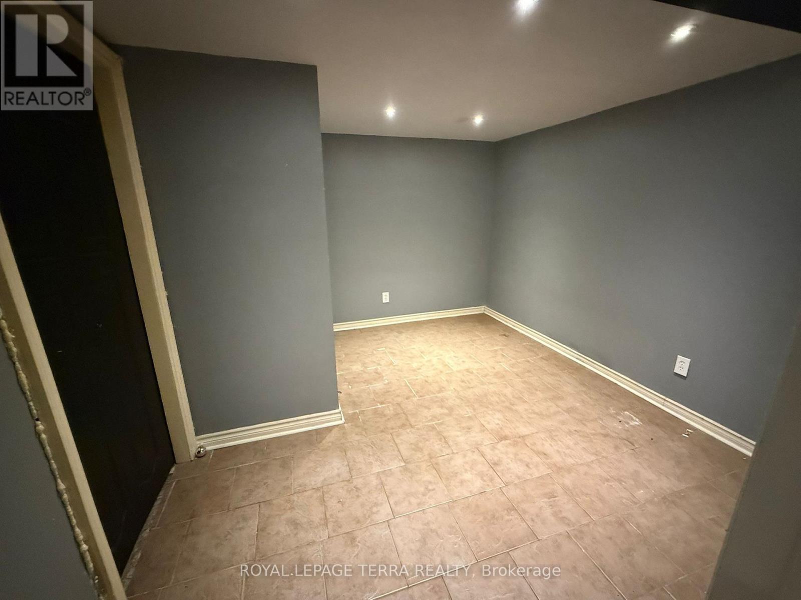 1380 Sarcee Street, Oshawa, Ontario L1G 4N3 - Photo 22 - E12509358