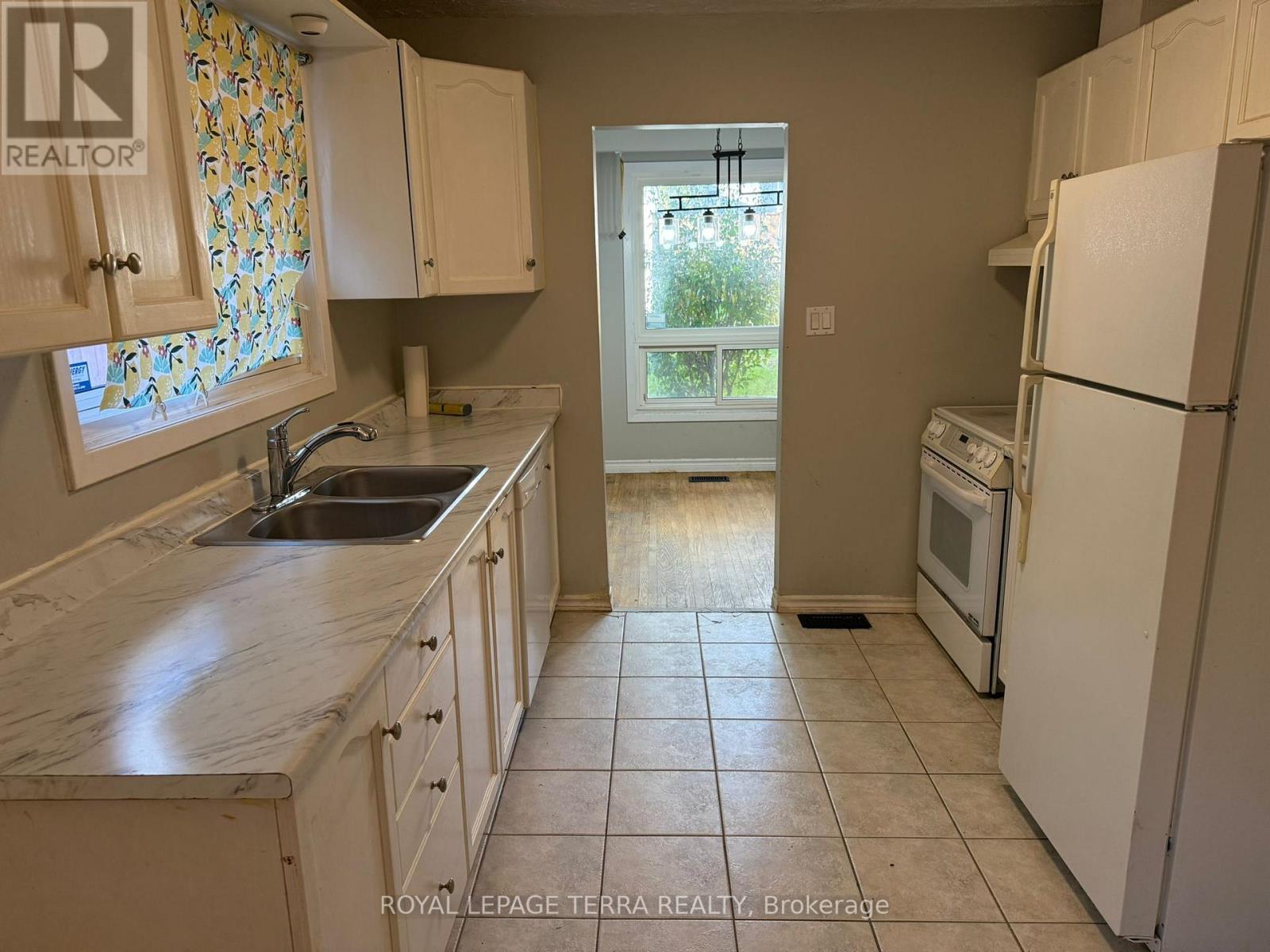 1380 Sarcee Street, Oshawa, Ontario L1G 4N3 - Photo 9 - E12509358